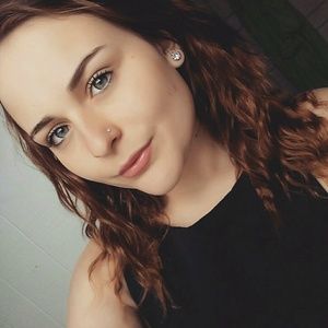 Meet your Posher, Brianna